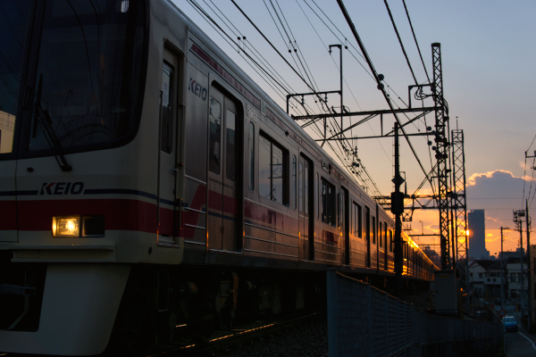 夕陽 京王線